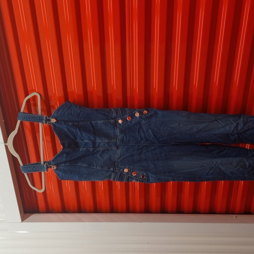 Guess jumper size 29